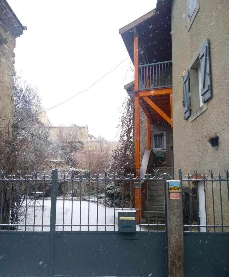 La Maison De Thuy - Gite En Auvergne Gimeaux 外观 照片